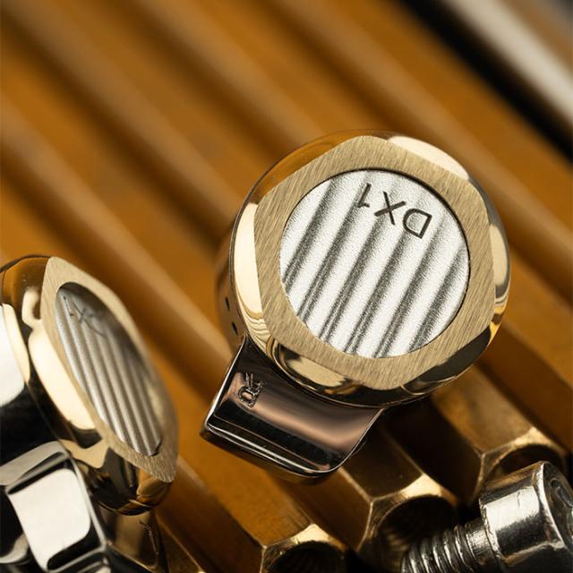 LETSHUOER DX1 - 4.4mm 有線 イヤホン カナル型 リケーブル対応