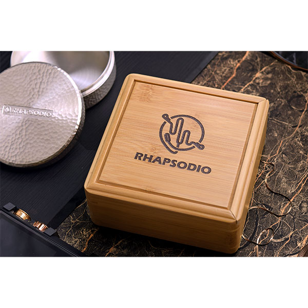 (お取り寄せ:納期1〜3ヶ月程度) Rhapsodio　Supreme V3 ラプソディオ 有線 イヤホン カナル型 リケーブル対応 (RSDSUPREMEV3) お取り寄せ：納期1〜3ヶ月程度) Rhapsodio Supreme V3 ラプソディオ