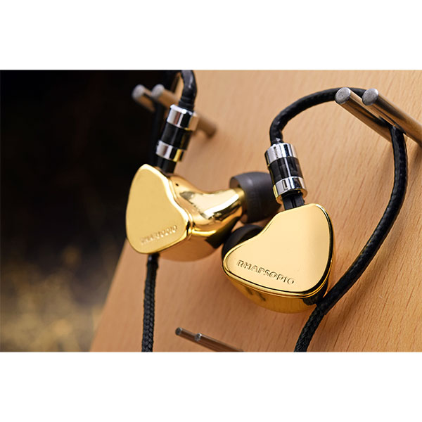 (お取り寄せ:納期1〜3ヶ月程度) Rhapsodio　Supreme V3 ラプソディオ 有線 イヤホン カナル型 リケーブル対応 (RSDSUPREMEV3) お取り寄せ：納期1〜3ヶ月程度) Rhapsodio Supreme V3 ラプソディオ