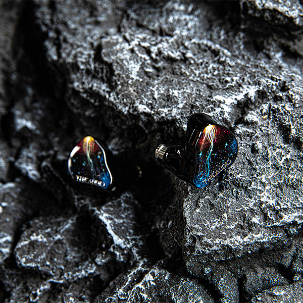 THIEAUDIO Hype 10 有線イヤホン セーオーディオ カナル型 耳掛け型