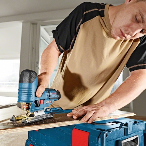 BOSCH（ボッシュ）　１０．８Ｖコードレスジグソー＋バッテリー充電器セット　【品番：GST10.8V-LIHSET】_2