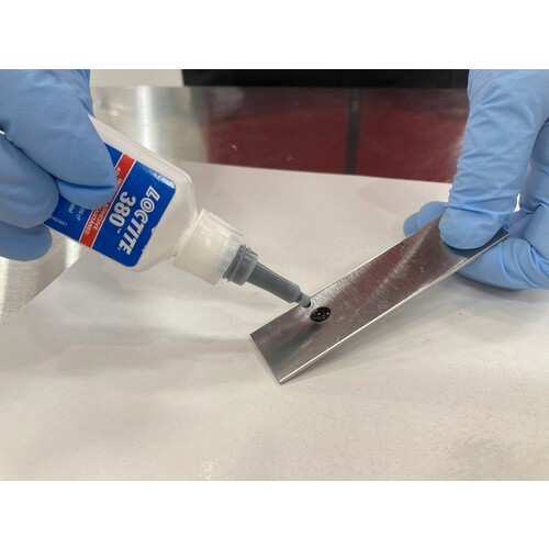 【メール便対応】ヘンケルジャパン　ロックタイト　ウルトラタックパック　３８０　２８ｇ　【品番：380-28】