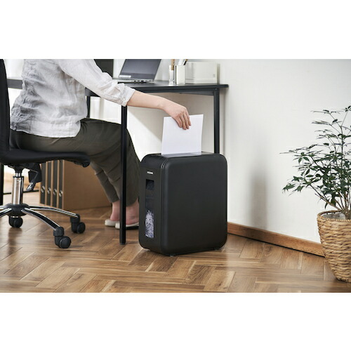 アイリスオーヤマ　ＩＲＩＳ　５７４６２１　パーソナルシュレッダー　クロスカット　Ｐ６ＨＣＳＶーＢ　ブラック　【2個】　【品番：P6HCSV-B】_2