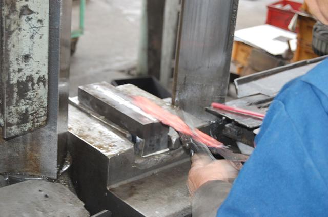 富田刃物　仁作　鍛造パレットナイフ 8インチ　【品番：No.2008】