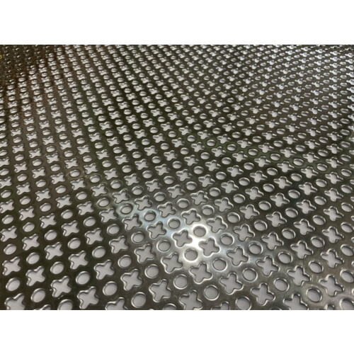 トラスコ中山(TRUSCO) ステンレスパンチングメタル1t 〇+ 450X450 【品番:304BA1-450X450】