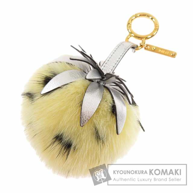 開店祝い フェンディ FENDI バッグチャーム イチゴ キーホルダー