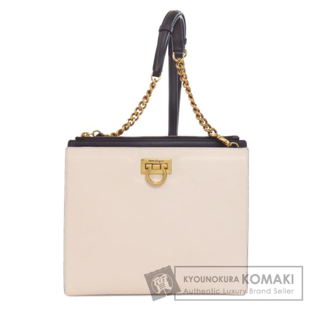 サルヴァトーレフェラガモ Salvatore Ferragamo ガンチーニ金具 ショルダーバッグ レザー 中古