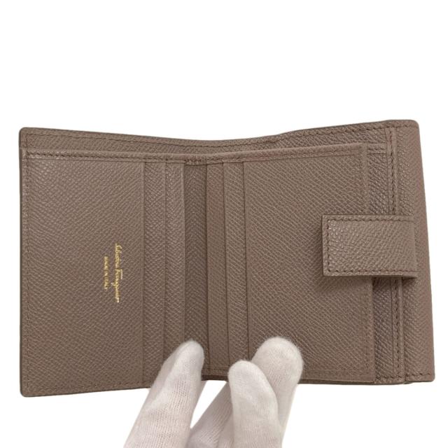 サルヴァトーレフェラガモ Salvatore Ferragamo ヴァラリボン 二つ折り財布（小銭入れあり） 中古_4