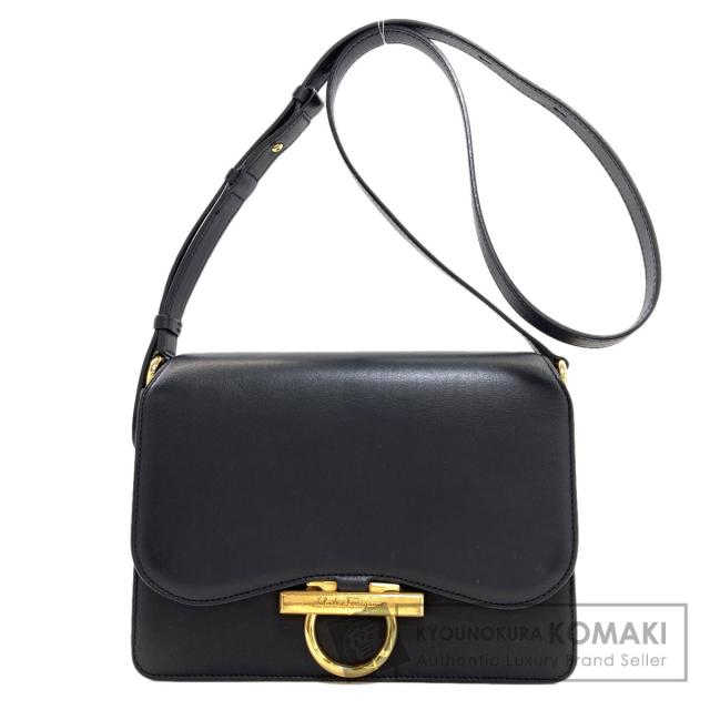 サルヴァトーレフェラガモ Salvatore Ferragamo ガンチーニ金具 ロングショルダー 中古