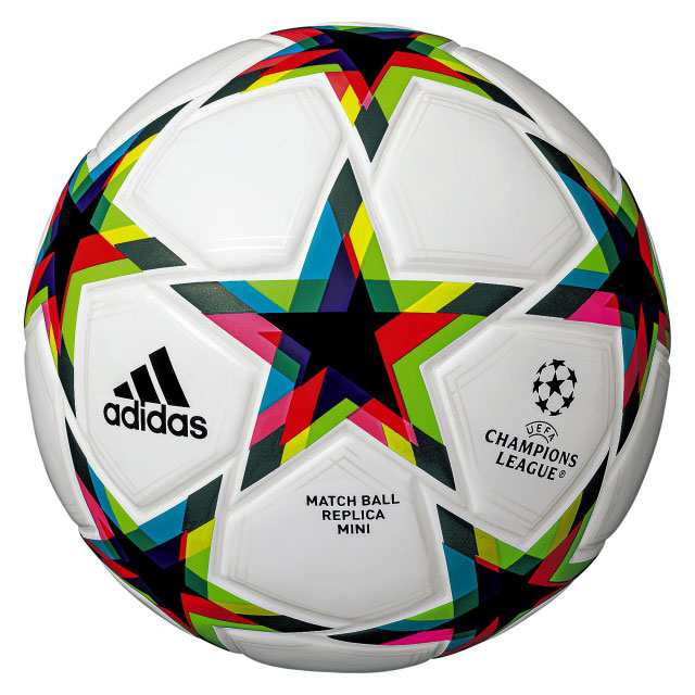 公式試合球ですadidas UEFAチャンピオンズリーグ　公式球