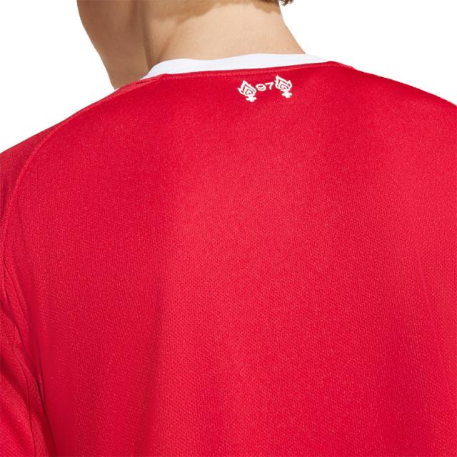 サッカー レプリカウェア ジュニア キッズ リバプールFC 25-26 ホーム レプリカ ユニフォームト ストロベリーレッド （adidas2025AW） JYF33-JV6436 サッカー レプリカウェア ジュニア キッズ リバプールFC 25-26 ホーム