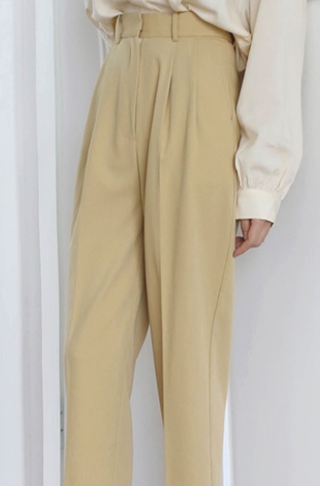 ハイウェストパンツ チノパンツ コットン らくちん 九分丈 ゆったり イエロー かっこいい 春夏 10代 20代 30代 お出かけ デート OL オフィス 着まわし 大人女子 カジュアル シンプル トレンド
