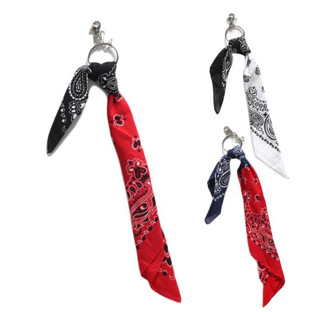 エースフラッグ Aceflag バンダナ ペイズリー柄 キーホルダー キーリング バッグチャーム メンズ レディース 赤黒 白黒 赤紺 男女兼用 Bの通販はau Pay マーケット 本格派大人のb系 スポーツ ストリート