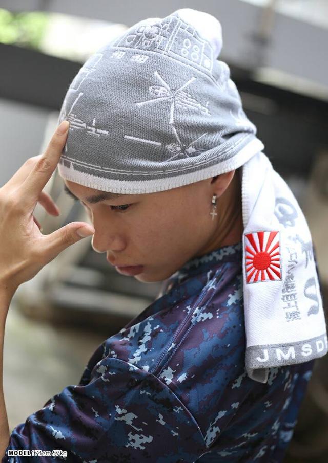 防衛省自衛隊グッズ タオル ロングタオル メンズ レディース グレー かっこいい おしゃれ 今治タオル 日本製 国産 マフラー いずも Ddh18の通販はau Pay マーケット 本格派大人のb系 スポーツ ストリート