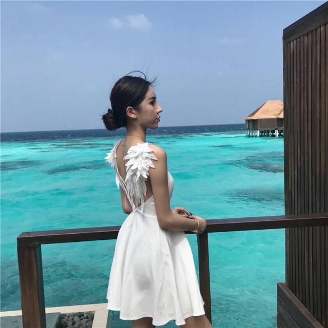 水着 ワンピース ワンピース水着 Vネック ビーチスカート エンジェル カジュアル 健康的 ホワイト リゾート プール 海 バカンス 水着 レの通販はau Pay マーケット Marmelo Sunnyday