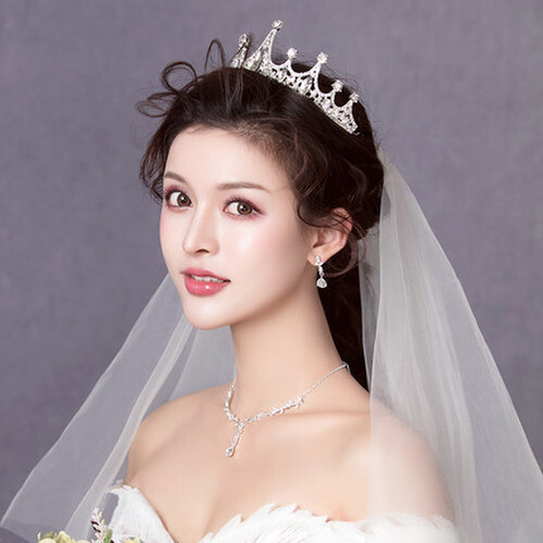 ウェディング ヘッドドレス アクセサリー ティアラ 王冠 クラウン シルバー ダイア風 ティアドロップ ラインストーン 結婚式 二次会 花嫁の通販はau Pay マーケット Marmelo Sunnyday