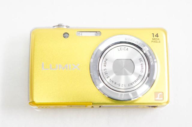 中古】Panasonicパナソニック コンパクトデジタルカメラ LUMIX