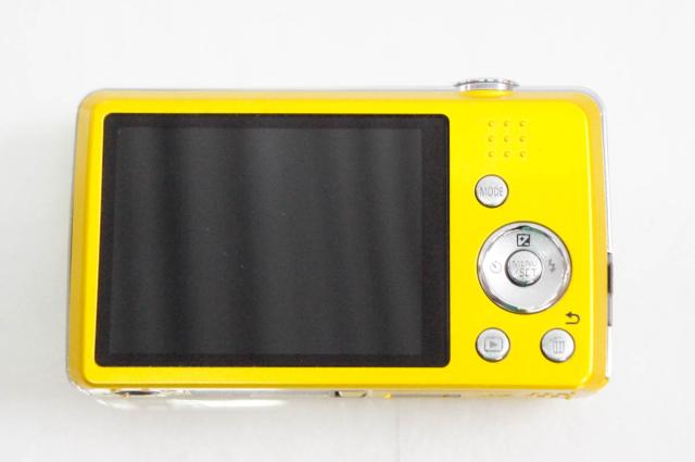 中古】Panasonicパナソニック コンパクトデジタルカメラ LUMIX