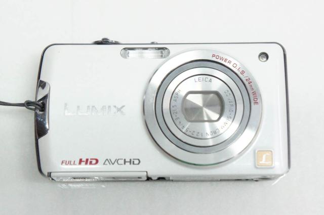 【中古】Panasonicパナソニック コンパクトデジタルカメラ LUMIXルミックス 1410万画素 タッチパネル DMC-FX700_2