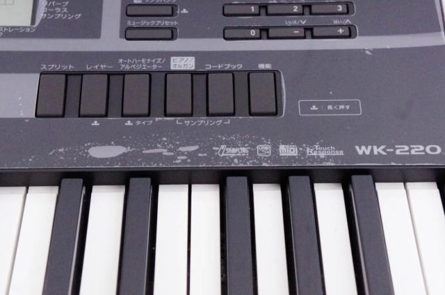 CASIOキーボード WK-220 76鍵（05887 木402-006 キーボード