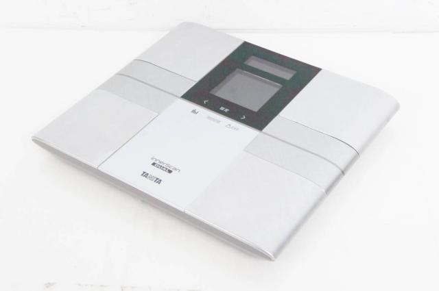【中古】TANITAタニタ デュアルタイプ体組成計 インナースキャンデュアル RD-501-SVの通販は 6,980円