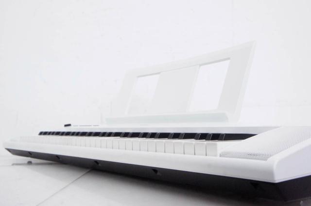 YAMAHA NP-12 61鍵盤 ホワイト YAMAHA 電子キーボード NP12 （61鍵盤