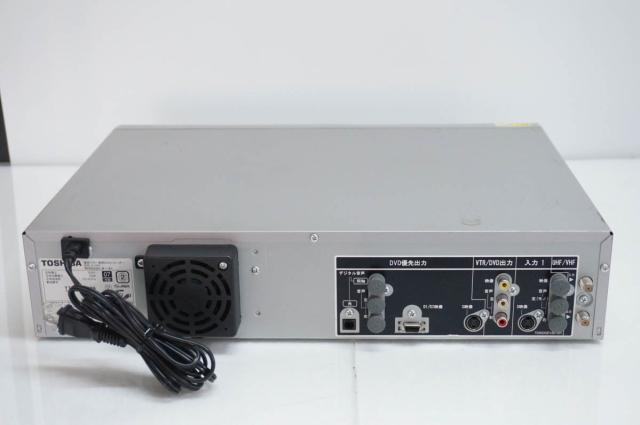 【中古】東芝TOSHIBA VTR一体型DVDビデオプレーヤー DVDプレーヤー一体型VHSビデオデッキ D-VR5_2