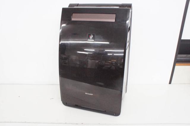 【中古】C SHARPシャープ 加湿空気清浄機 KI-FX75-W 高濃度プラズマクラスター25000 加湿21畳/空気清浄34畳の通販は 7,980円