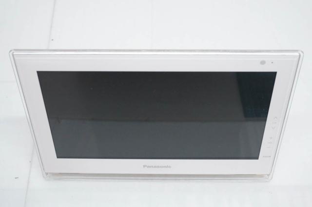 【中古】Panasonicパナソニック 10V型デジタル ポータブルテレビ UN-10E5-W 地上・BS・CS110度 防水タイプ 液晶テレビ_1