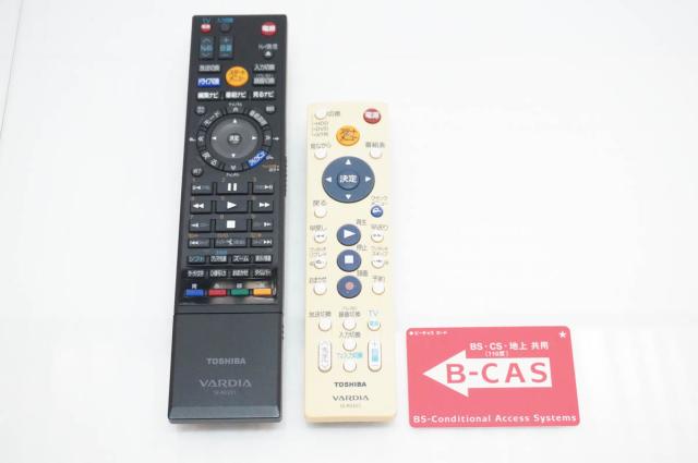 【中古】東芝TOSHIBA DVDレコーダー HDD320GB内蔵 DVD-RAM/-R/-RW/-R DL 地上/BS/CS110度デジタル内蔵 RD-E303 VARDIA