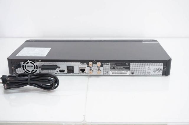 【中古】東芝TOSHIBA 3D対応ブルーレイディスクレコーダー Wチューナー レグザブルーレイ DBR-Z620 HDD1TB BDレコーダー