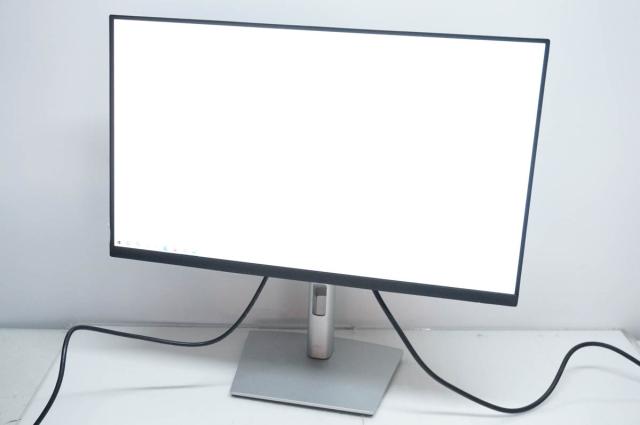 【中古】Dell プロフェッショナルシリーズ 23.8インチ 液晶モニター P2422H