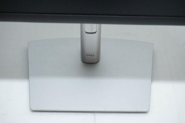 【中古】Dell プロフェッショナルシリーズ 23.8インチ 液晶モニター P2422H_1