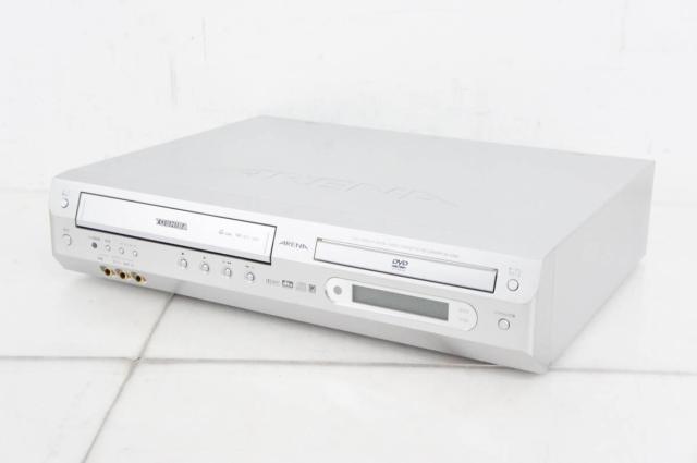 toshiba VTR一体型 DVDビデオプレーヤー