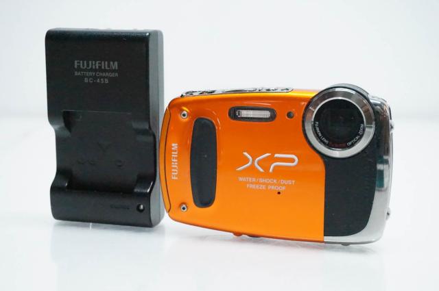 【中古】FUJIFILM富士フイルム FinePix XP50 コンパクトデジカメ 1440万画素