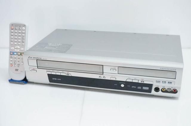 【中古】DXアンテナ VHSビデオデッキ一体型DVDレコーダー DVR-120V 地デジ非対応 VHS→DVDダビング機能 DX BROADTEC