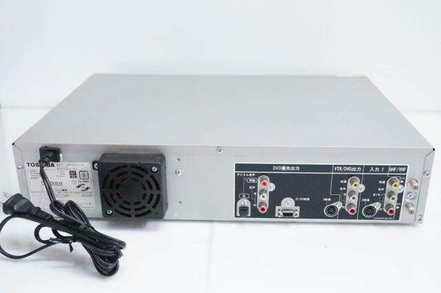 【中古】東芝TOSHIBA VTR一体型DVDビデオプレーヤー DVDプレーヤー一体型VHSビデオデッキ D-VR5_2