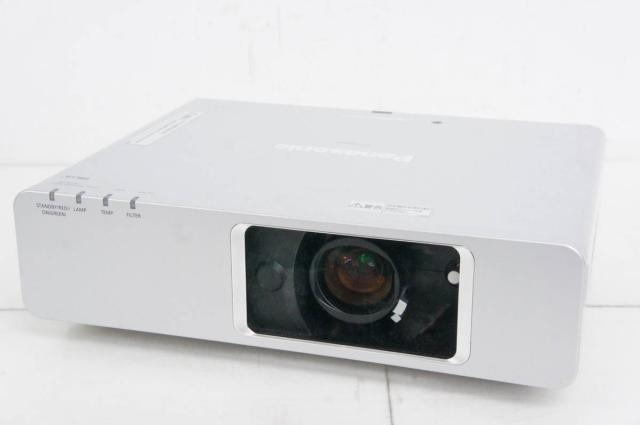 中古】Panasonicパナソニック HDC-HS100 フルHD対応HDD ビデオカメラ