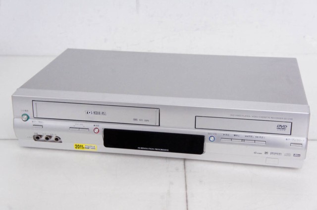 【中古】東芝TOSHIBA VTR一体型DVDビデオプレーヤー DVDプレーヤー一体型VHSビデオデッキ SD-V700