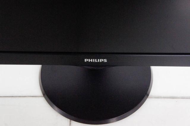 【中古】PHILIPSフィリップス 23.6インチ液晶モニター 243V5QHABA/11の通販は