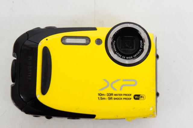 FINEPIX XP70 防水カメラ レアな広角レンズアダプタ付 FUJI FILM