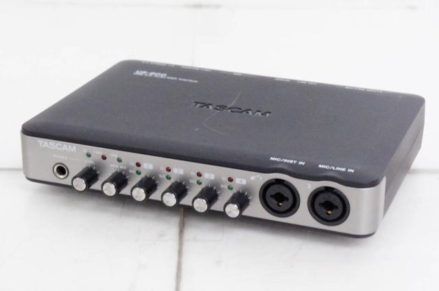 【中古】TASCAMタスカム 6IN/4OUTフロントオペレーョンタイプインターフェイス US-600