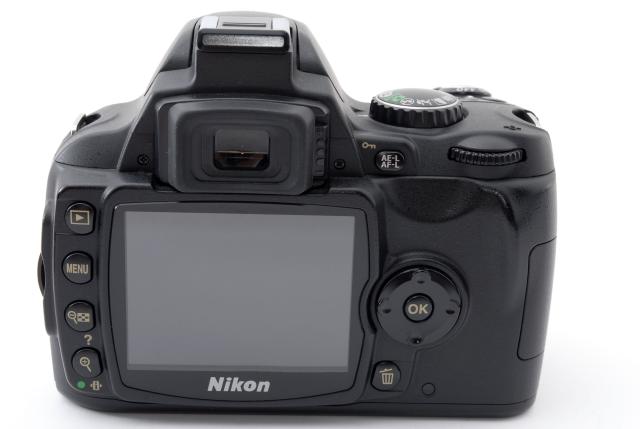 カメラ初心者おすすめ Wi Fiカード付 Nikon D40 レンズキットの通販はau Pay マーケット カメラショップcantik