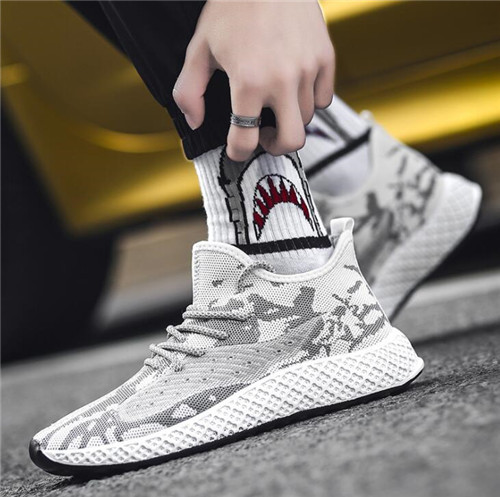 スニーカー ランニングシューズ ウォーキング 運動靴 メンズ クッション性 スポーツ カジュアルトレーニング 軽量 通気 迷彩の通販はau Pay マーケット Jmmj