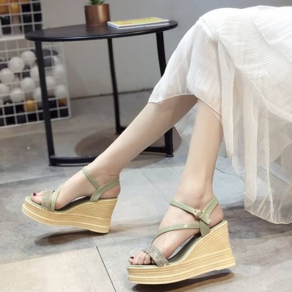 サンダル 厚底サンダル ィースサンダル ビーチサンダル スリッパ コンフォート フラットサンダル 痛くなりにくい Lx009の通販はau Pay マーケット Enjoylife Store