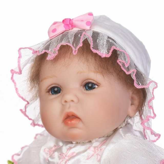 リボーンドール リアル赤ちゃん人形 かわいい人形 衣装とおしゃぶり 哺乳瓶付き かわいいお帽子 やさしいお顔の乳児ちゃんの通販はau Pay マーケット プレイワン Au Pay マーケット店