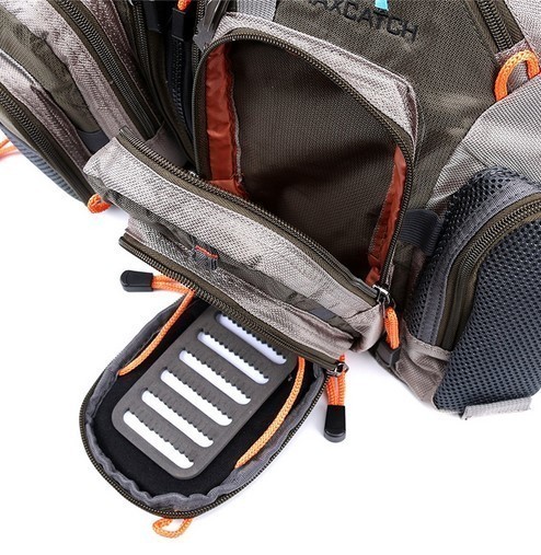 新品バックパック一体型 フィッシングベスト 渓流 ルアー フライ 管釣り テンカラ アウトドアの通販はau Pay マーケット プレイワン Au Pay マーケット店