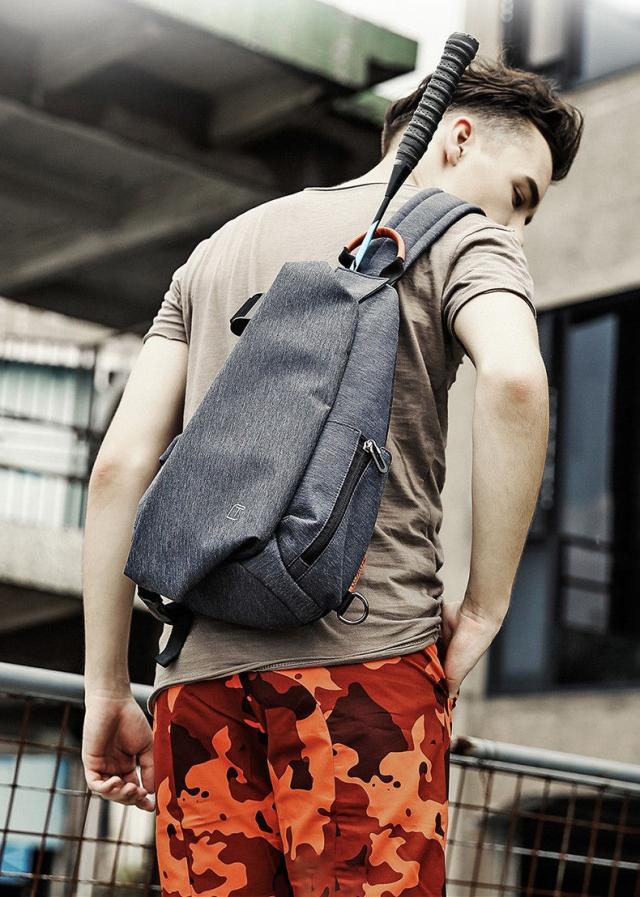 ボディバッグ メンズ レディース ワンショルダー おしゃれ カバン かばん 鞄 軽量 斜めがけ Usb充電ポート アウトドア 男女兼用 バッグ の通販はau Pay マーケット うらみ販売