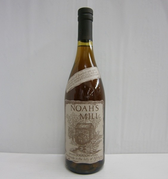 ノアーズミル 正規 57.15% 750ml スモールバッチバーボンウイスキーの通販は