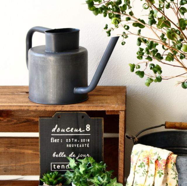 じょうろ おしゃれ ジョウロ アンティーク 水差し ジョーロ ブリキ ガーデニング ウォータリングカン スプリンクラー 1 9l 雑貨の通販はau Pay マーケット 生活雑貨willdo